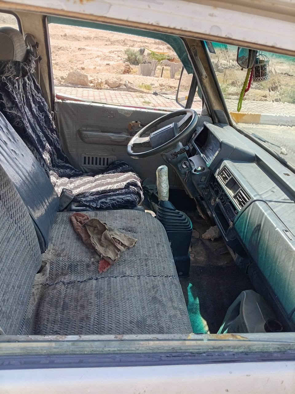 السلام عليكم كيه بنكو موديل 96 كير محرك مجفت جديد اكسل قماره مكفوله رقم انبار تحويل مباشر السعر 50 مجال بسيط *********** مكان السياره لانبار قضاء حديثه
