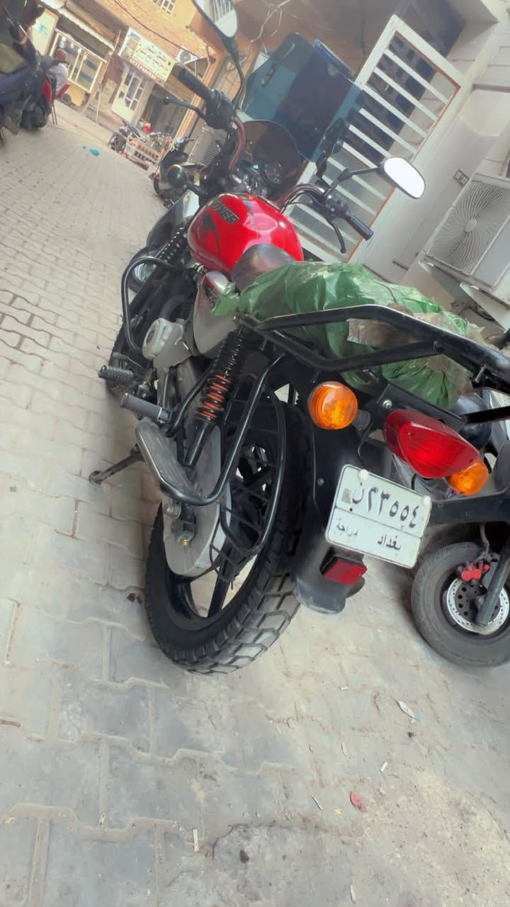 يالله
لبيع بوكسر 2023 ع 2024 ماشيه 16 الف مرقمه بغداد لوحه وسنويه ثاني يوم تحويل مكفوله من التنقيص من التبخير من الصوت ناعمه الدراجه تاير امامي خلفي جديد بريكات جدد 
جاهزه مكاني بغداد الاعظمية ***********
