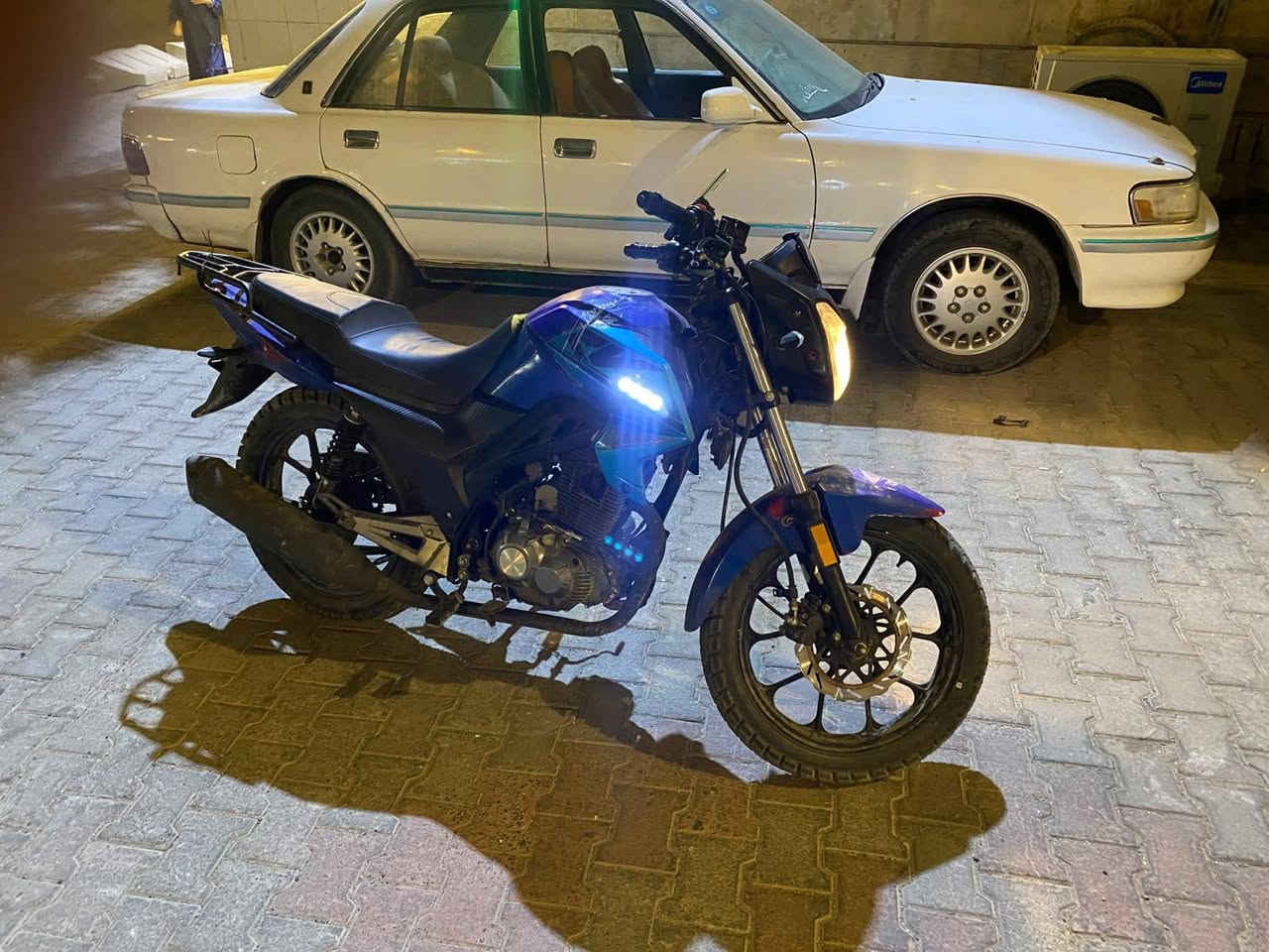 RK
للبيع مستعجل لدراجه حلوه و نضيفه ادوات مكفوله كفاله عامه لدراجه ما ناقصهة شي لسعر 800 بيهة مجال قليل 
*********** اتصال 
لبيع مستعجل الي مو شراي لا يتصل
