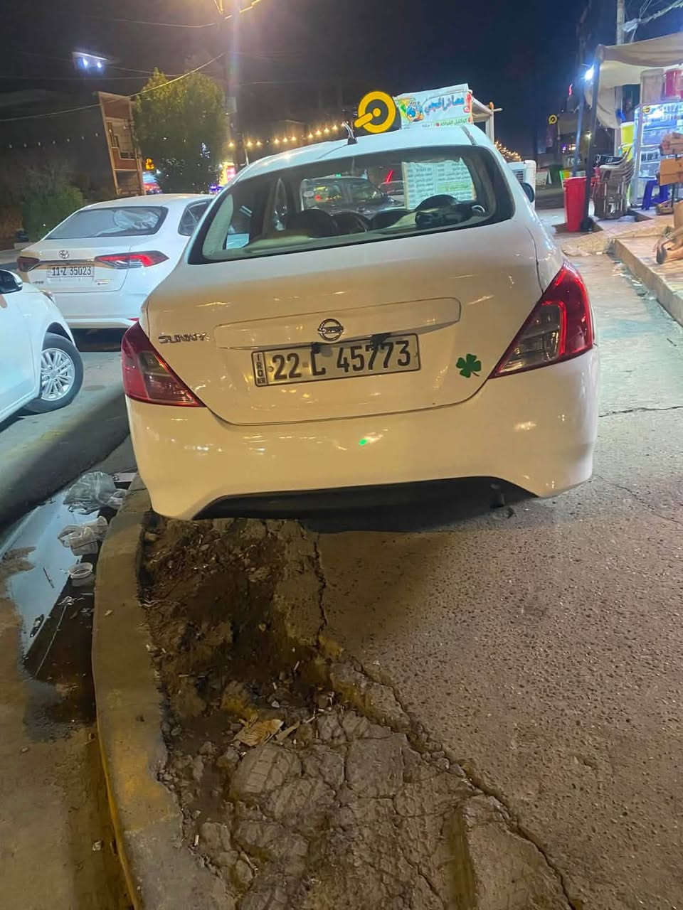 السلام عليكم_للبيع
نيسان سني هندي 

موديل (19)🏎️

السياره بيها جاملغ الخلفي  صبغ والصندوك مبدل 

بيها بارد بل شبر يم قبغ بانزين 🧯

تخم تاير جديد 🚀

السعر 93وبي مجال حك الجيه 

صدر كامل جديد 

مكان السيارة بغداد

حي العدل 

***********
