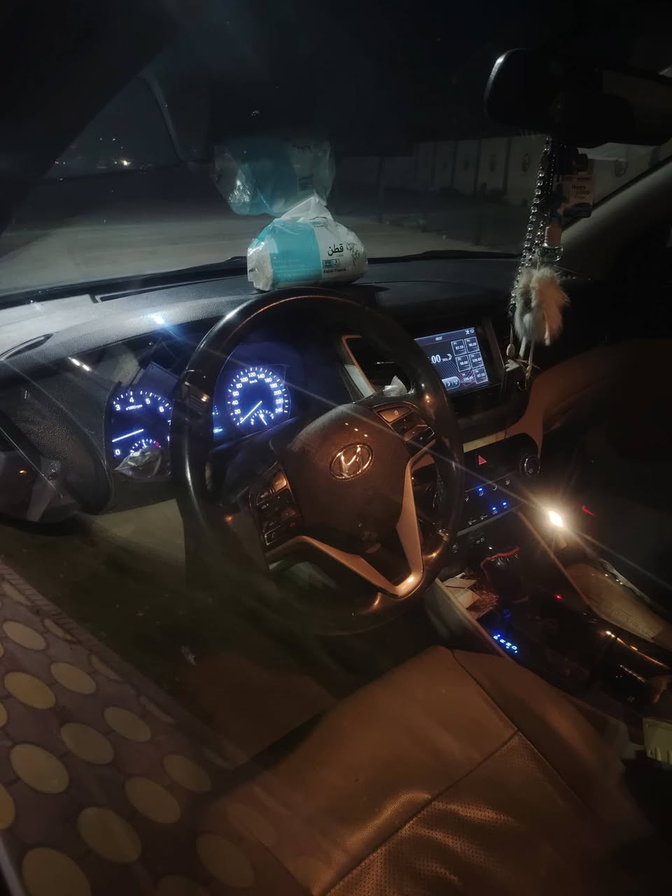 توسان 18 خليجي كوري كفاله للبيع
محرك 2000 سايد بريك بالرجل 3 وضعيات قيادة لد امامي حاجب نهاري اشارة بالمري حساسات خلفية بلادي كاميرا دوارة مري شفط نظام ترحيب يدات نيكل بلادي 5ويل كب مخارج Aux.usb تبريد قطعتين اي بي اس فول تحكم ستيرن ماشيه.    (  105الف،) 

رقم اريبل الجديد السنويه والهزة مامنتهية 

وكالة او تحويل مكفوله كفاله عمامه من كولشي

السعر 170
***********.  ) العنوان النجف الكوفه
