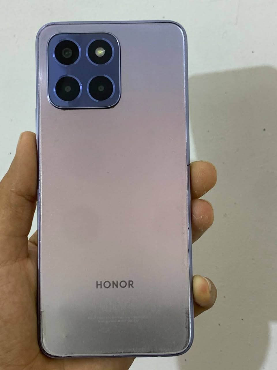 للبيع
هونر اكس6

HONOR X6

موبايل نضيف 

وشغال كامل 

الذاكرة 128

العشوائية4 

البطارية 5000

منفذ الشحن تايـبـسـي 

بصمة اصبع جانبية

+بصمة وجهـ

كامراته صافيات زلااال 

صوت عالي ونقي

للأمانه 

مستبدل شاشة اصلية وكاله

وكاله اخت البلاديه 

فقط بي بياض مال ضغط
لأن الشاشة مكبوسه قوي 
ما مبـيـن ولا مأثر ابد
و وضحته بالصور

 موبايل نضيف وشغال كامل

مال جناي

 بالعافيه على الي ياخذه

((  السعر 75 الف  ))

العنوان رمادي5كيلو 

هـ***********

نص مكتوب في الصور:
- حول الهاتف اسم الجهاز HONOR X6 الموديل VNE-LX2 رقم الإصدار 8.0.0.214(C185E4R2P2) إصدار MagicOS 8.0 إصدار الأندرويد 14 IMEI 865295068080399 865295068330398 المعالج المركزي MediaTek Helio G25 ذاكرة الوصول العشوائي ٤,٠ غ.ب المساحة الفارغة ٦٥,١٤ غ.ب وحدة التخزين الداخلية الإجمالي ١٢٨ غ.ب