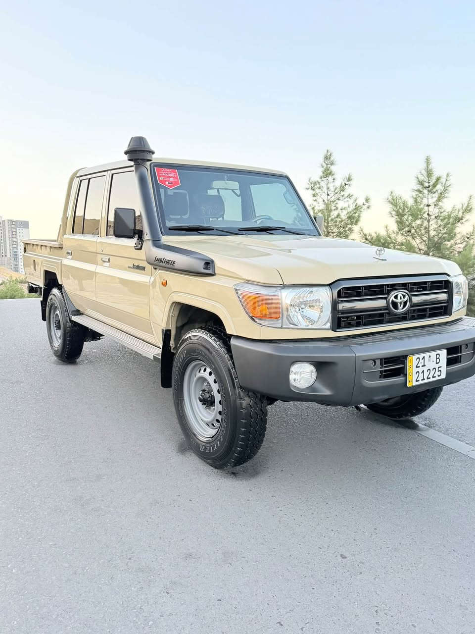 لاندكروز شاص موديل 2021شةريكة ساز مكفولة كفالة من شوخت ول بارد ول رسعة ماشية 93km حقيقي بل شةرت مواسةفات داخل بيجي شوتة بيلادي دفلوك ***********
