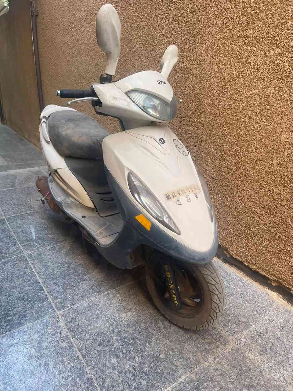 دراجه كوم حديد للبيع عنواني بابل شارع 60
سعره 150        
***********
