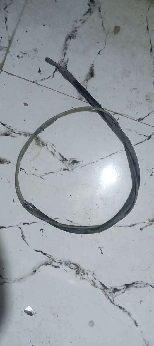 قمجي سايد بريك 500 ب20
مروحة فيشة زركة حاوية جبتة وماشديتة ب35

درايف شفت 700 تفصيخ نظيف  جدا ومشحم ب30
بور ستيرن محرك 35 سعرة 15
كلج مروحة سعرة 10
مكاني الحلة  بابل
***********
