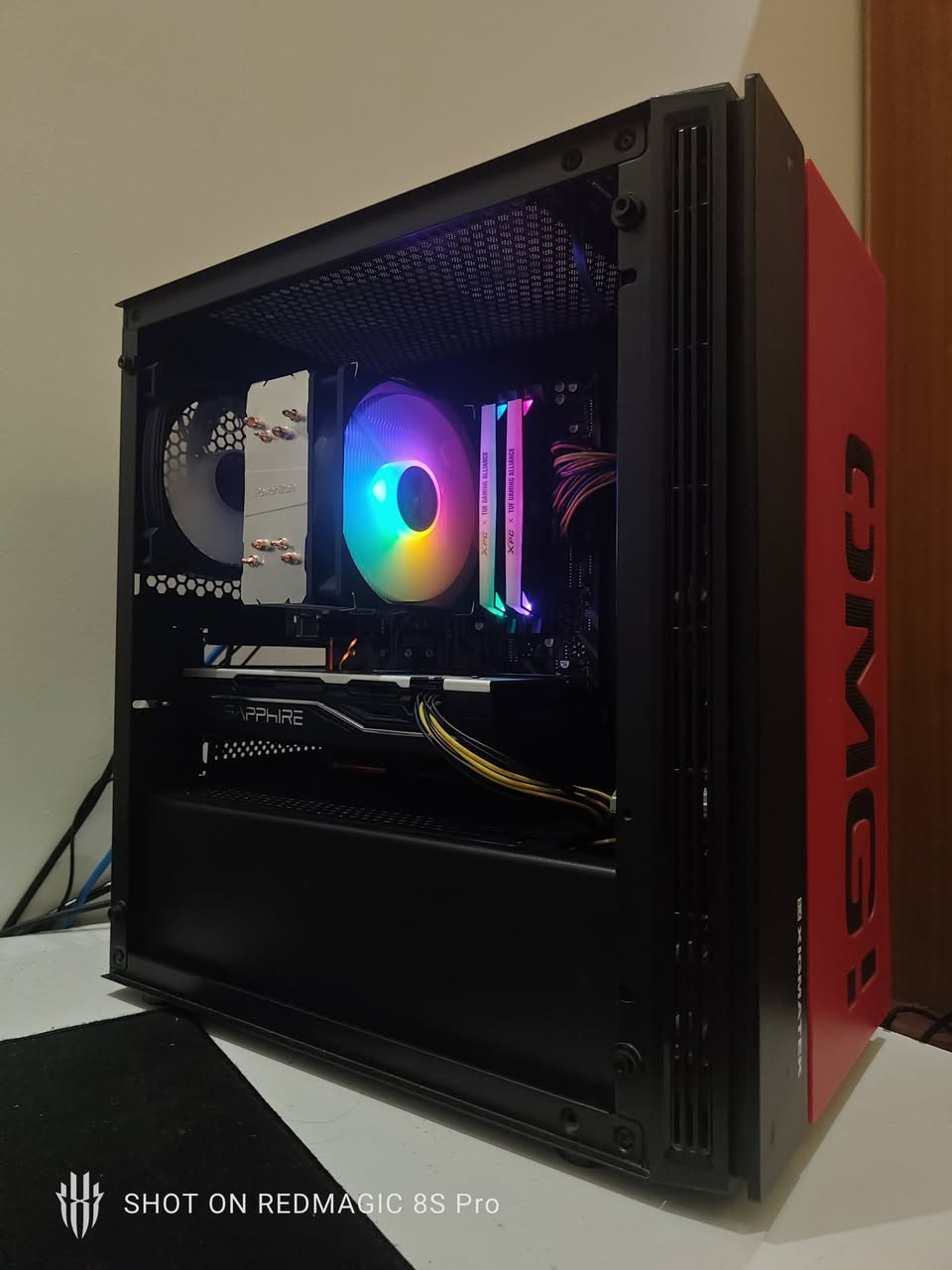 تجميعة للبيع
ryzen 5 3600X
b450 GIGABYTE
ram 16 ddr4 xpg 3200 
RX 590 8G SAPPHIRE
Power Supply 600W XIGMATEK PLUS
SSD 256 Kingstone
hhd1T
case XIGMATEK 1fan
air cooler 
ملاحضة ابيع تجميعه فقط بدون اي ملحق
السعر:550الف وبيها مجال بسيط
اللاستفسار خاص 
او راسلني واتساب على هذا رقمي: 
***********
