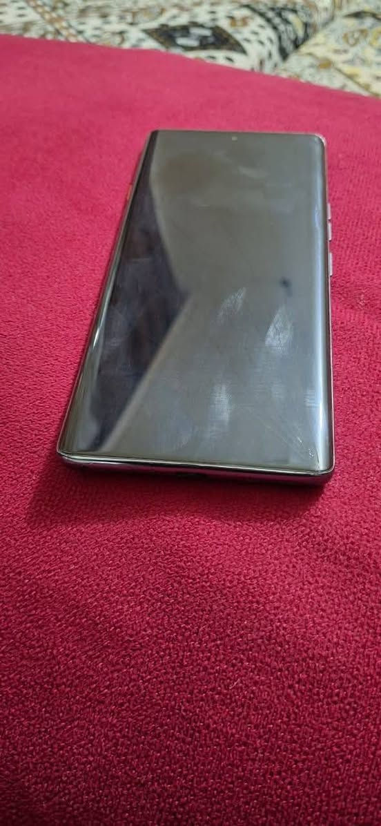 يالله سلام عليكم TECNO CAMON 40 Pro 5Gلون اسود ذاكره 256 ببجي 90 فريم 😶‍🌫 دبل سيمكارت بي فطور بل شاشه ما مثرات بشي ابد سعر 250 و مراوس بوكو لو ايفون *********** فدوه لكلبك مو شراي لتعلق ولا تراسل سعر ثابت
