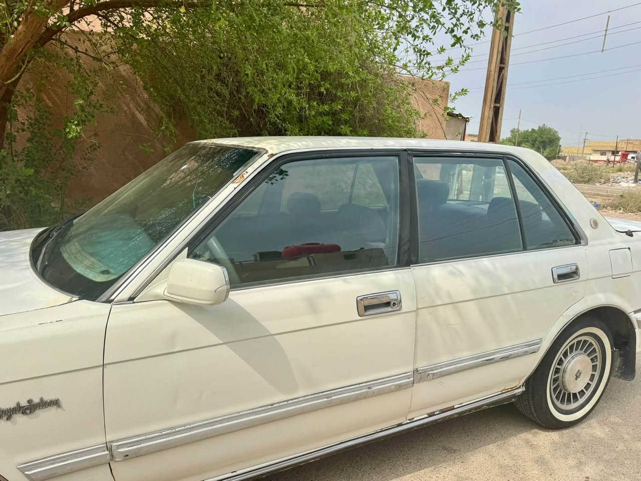 سيدان للبيع موديل 1989 رقم بغداد انكليزي مداور ثاني يوم
كير ومحرك 2500 جدد 
طخم تاير جديد ويل كب 
كهربائيات كلها تشتغل من الطول الطول
دواخل نضيفه كلش
باتري عنبار بريشر وباتري جدد
ترايك وين ماتريد
مكان السياره الناصريه المركز 
السعر 33 وبيه مجال 
للاستفسار ***********
