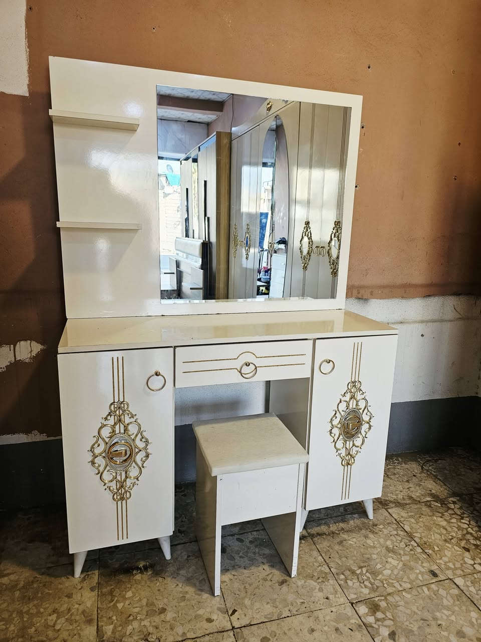 سلام عليكم غرفه نوم ابواب ٦ قطع غرفه لوك اخو الجديد شرط سعرها ٤٥٠ الف مع شد ونقل جاهز داخل الموصل متوفر عدنا انواع غرف نوم تركية اتصال 📞
*********** واتساب ***********
