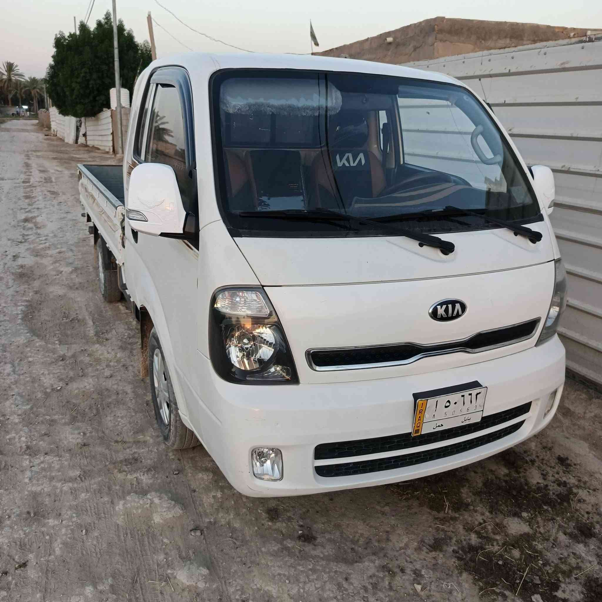 سلام عليكم كيا حمل 2020رقم بابل سيارة جاهزة مابيها اي نقص كير محرك مكفول تخم تاير جديد تبريد شغال بيها تكحيل خلف باب الصد
مكاني بابل المركز السعر 122 
ه‍ ***********
