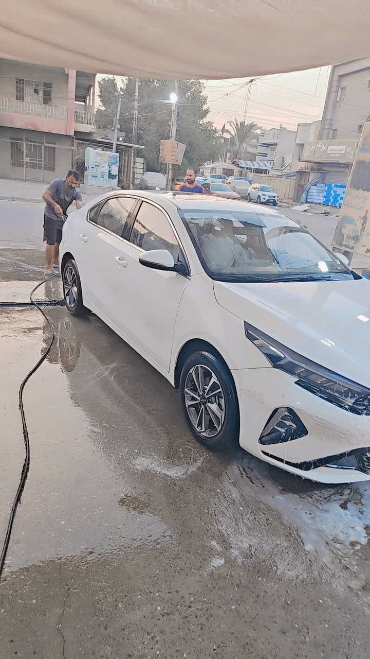 سلام عليكم k3 موديل 2024رقم اربيل بأسمي سعر 126 موصفات فول مكاني بغداد ***********
