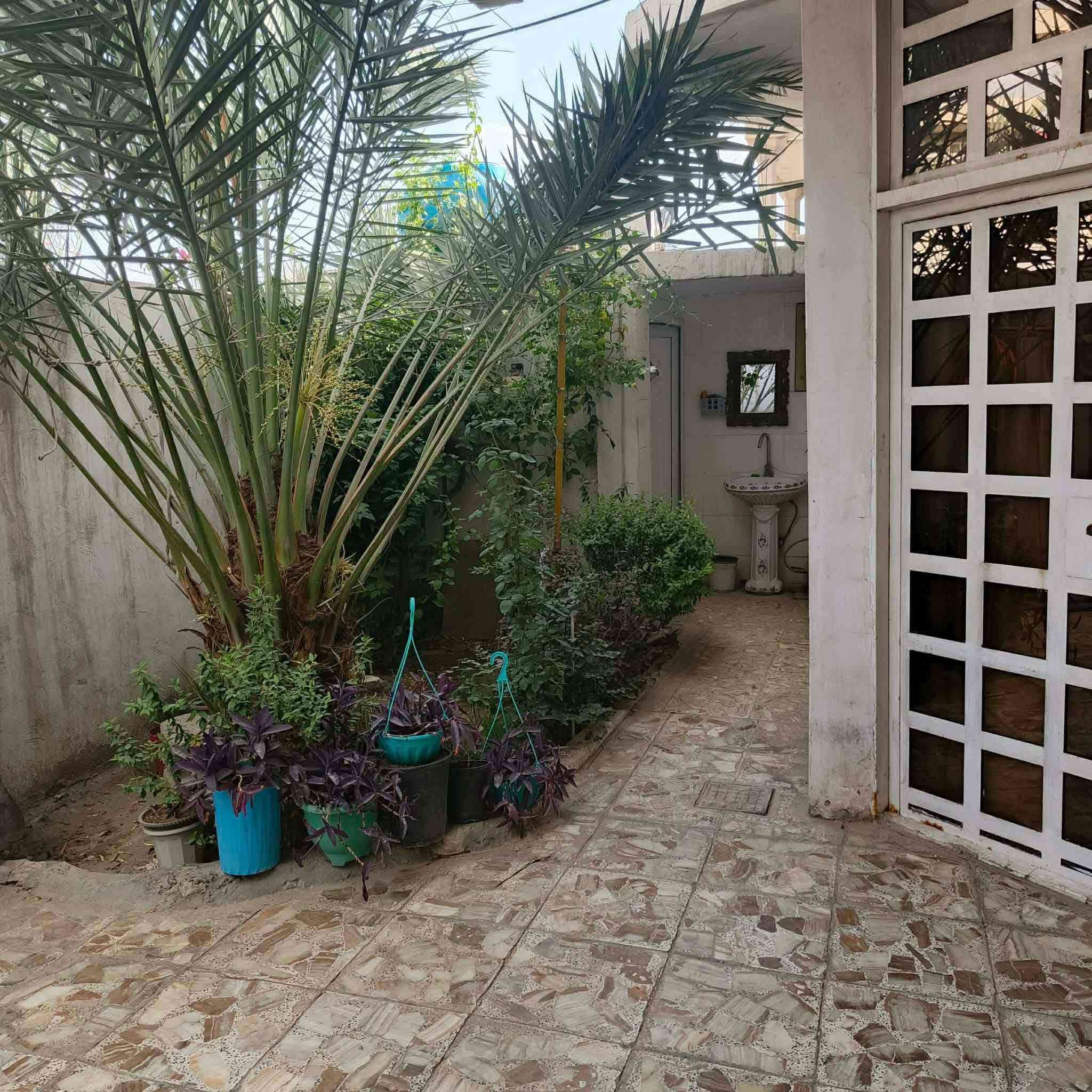 سلام عليكم دار للبيع ٢٠٠متر سند اصفر على قناة فرع مقابيل الجسر الجديد مال لقناة بيت جاهز ونضيف غرفتين نوم واستقبال وكراج وحديقه ومطبخ وفوك غرفه صغيره
للاستفسار اتصال على الرقم 
***********
سلام عليكم دار للبيع ٢٠٠متر سند اصفر على قناة فرع مقابيل الجسر الجديد مال لقناة بيت جاهز ونضيف غرفتين نوم واستقبال وكراج وحديقه ومطبخ وفوك غرفه صغيره

