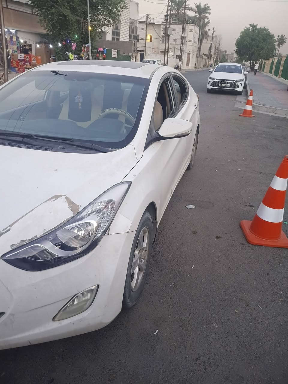 سيارة الالنترا موديل ٢٠١٤ خليجي مكينه ١٨٠٠ دوش بيها طخات خفيفه سعر ١٠٤ مكان الكاظميه 
***********
***********
