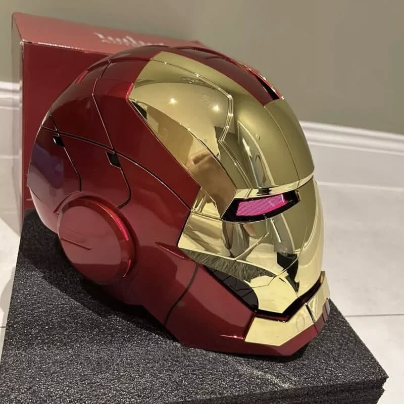 للبيع📢: خوذة ايرون مان الذكية Iron Man MK5

✨المواصفات :

✨ تحكم كامل: تفتح وتغلق بـ 3 طرق (الأوامر الصوتية، الريموت كنترول، ومستشعرات اللمس الجانبية).

🔈 تحكم صوتي باللغة الإنجليزية (أوامر Jarvis)

👁️ إضاءة تفاعلية: العيون تضيء باللونين الأبيض والأحمر (حسب وضعية القتال).

🎭 قابلة للارتداء: تصميم مريح من الداخل ومناسب للتنكر (Cosplay) أو كأفخم قطعة ديكور في غرفتك.

💎 جودة عالية: طلاء ذهبي وأحمر كروم لامع يعطيك شعور الخوذة الحقيقية.

📦 الخوذة جديدة تماماً وتأتي مع علبتها الأصلية وجهاز التحكم.

🚚 متوفر التوصيل لكافة محافظات العراق🇮🇶

📥 للطلب أو الاستفسار عن السعر، يرجى مراسلتنا على الخاص او الواتساب / ‭***********‬

#IronMan #Marvel #Avengers #Jarvis #Cosplay #ايرون_مان #مارفل #افنجرز #الرجل_الحديدي #جارفيس #كوزبلاي #العراق
