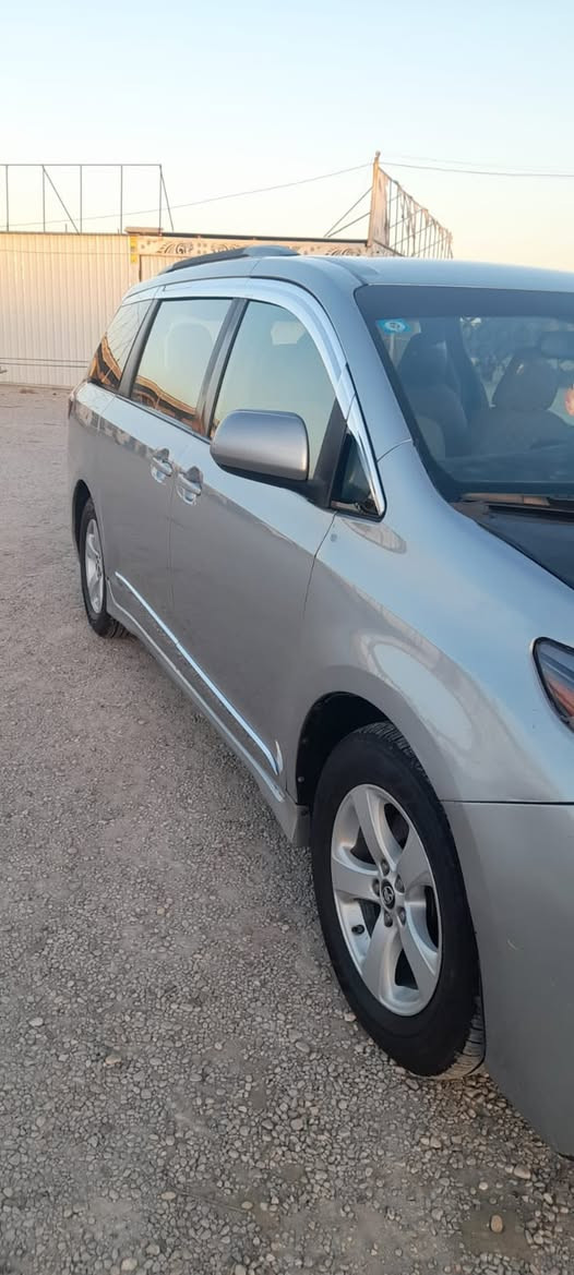 السلام عليكم
اخوان سينا للبيع فقط

سينا 2019 رقم بغداد خصوصي السياره جديده وجاهزه من كلشي جاهزه متصرف عليه لو دينار ضرره جاملغ الايسر امبدل سعره 215 وبيه مجال الشراي

للبيع فقط للاستفسار عل الرقم صاحبه

***********

