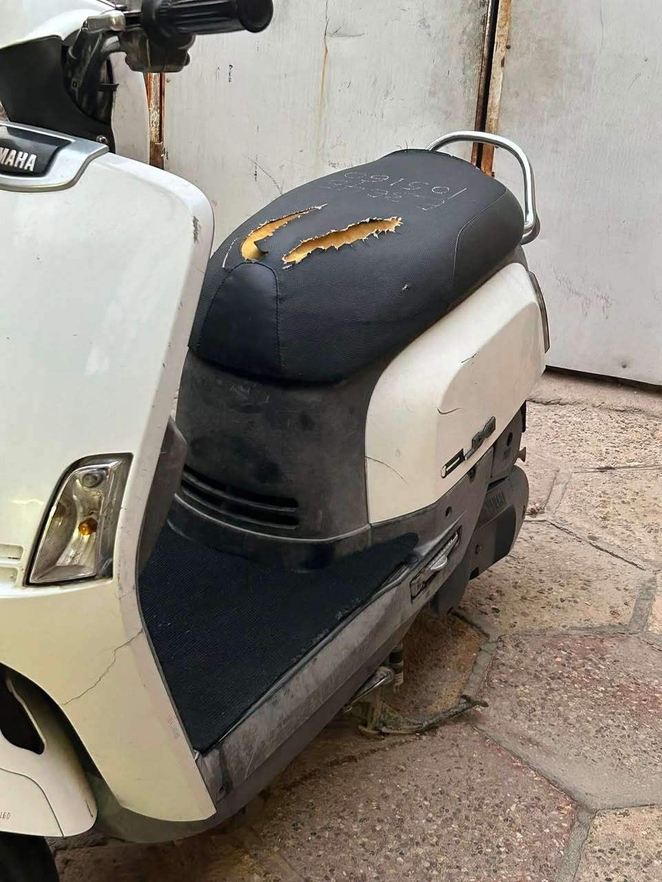 ماكس بوليس حاويه وصل معرض
ماكس بوليس مديل ٢٠٠٩ دراجه ختم واحد ترايك وين ما يعجبك اي نقص مابيه نكره سلف ابي وقت وصل معرض موجود دراجه جاهزه مجهزه من كلشي خرسه ما تسمع صوته سعر ٨٥٠ وبيه مجال حك جيه مكاني بصره 5 ميل ***********
