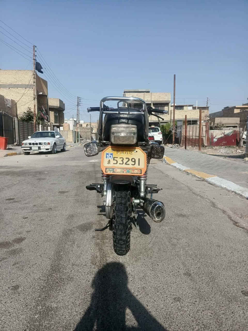 السلام عليكم دراجة ايراني سولنك 5 كير محرك 200 
دراجه كامله مابيهه اي نقص ب675 وبيهه مجال حك جيه مكاني بغداد الحسينيه الراشدية *********** واتساب فقط
