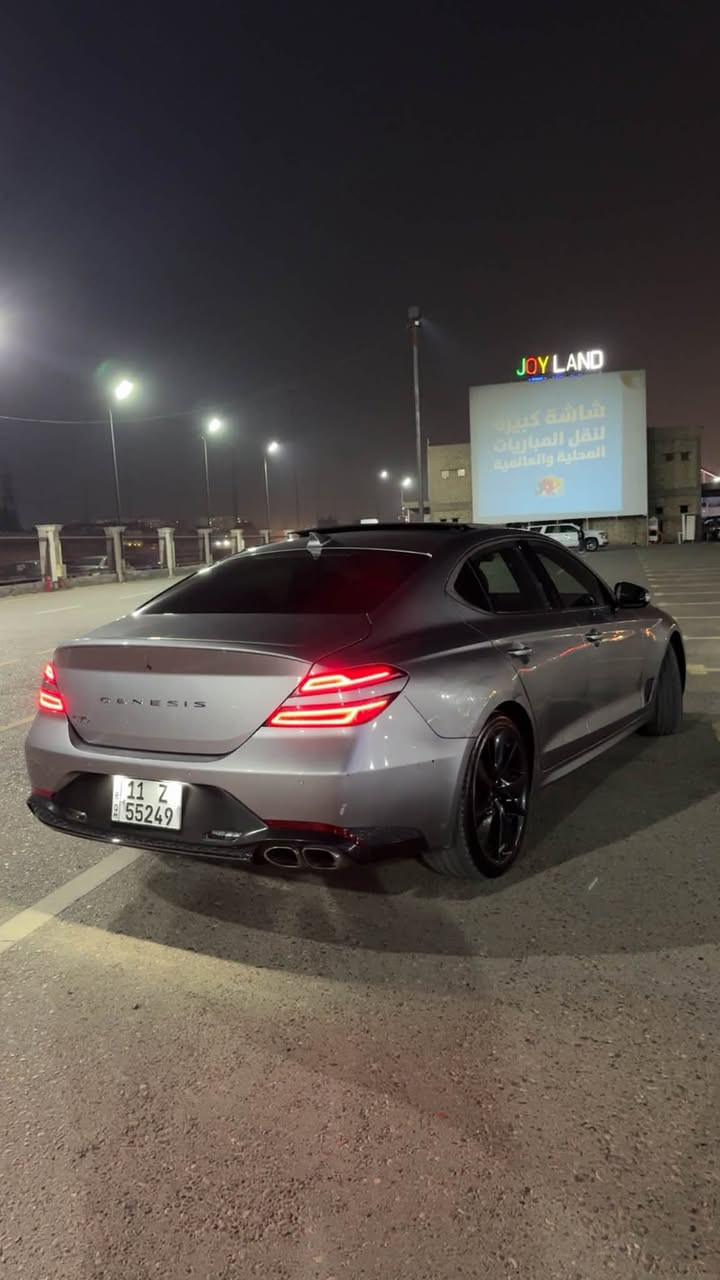 للبيع
GENESIS/G70 /2023 PRESTAGE
2.0T
الممشى : 32000
المواصفات:  
. بانوراما 
• كشنات تدفئة  
• كشنات تبريد
• تدفىة بلمقود  
• وضعيات قيادة (Eco / Comfort / Sport / Sport+ / Custom)  
رادارات 360 درجة
• Auto Hold  

• داخلية جلد أسود مطرز ب احمر فخم  

• شاشة وسطية كبيرة  

• عدادات ديجيتال  

• رادارات (أمامي + خلفي + جانبي)  

• كشنات كهرباء  

• نظام الحفاظ على المسار  

• مثبت سرعة تفاعلي  

• قيادة شبه ذاتية  

• دخول ذكي + إنارة ترحيبية  

• إضاءة مرايا ترحيبية  

• لايت LED أمامي وخلفي  

الحالة:  

• حادث خفيف
بيبان عدد 2 كلير فقط بدون دواخل بدون 
ايرباك + 3 مكانات بارد
سيارة اي نقص مابيها تايرات جدد شادلها وعليها شوتة رياضية 
 العنوان : بغداد  حي الجامعة
 السعر 193 

للتواصل : ***********
