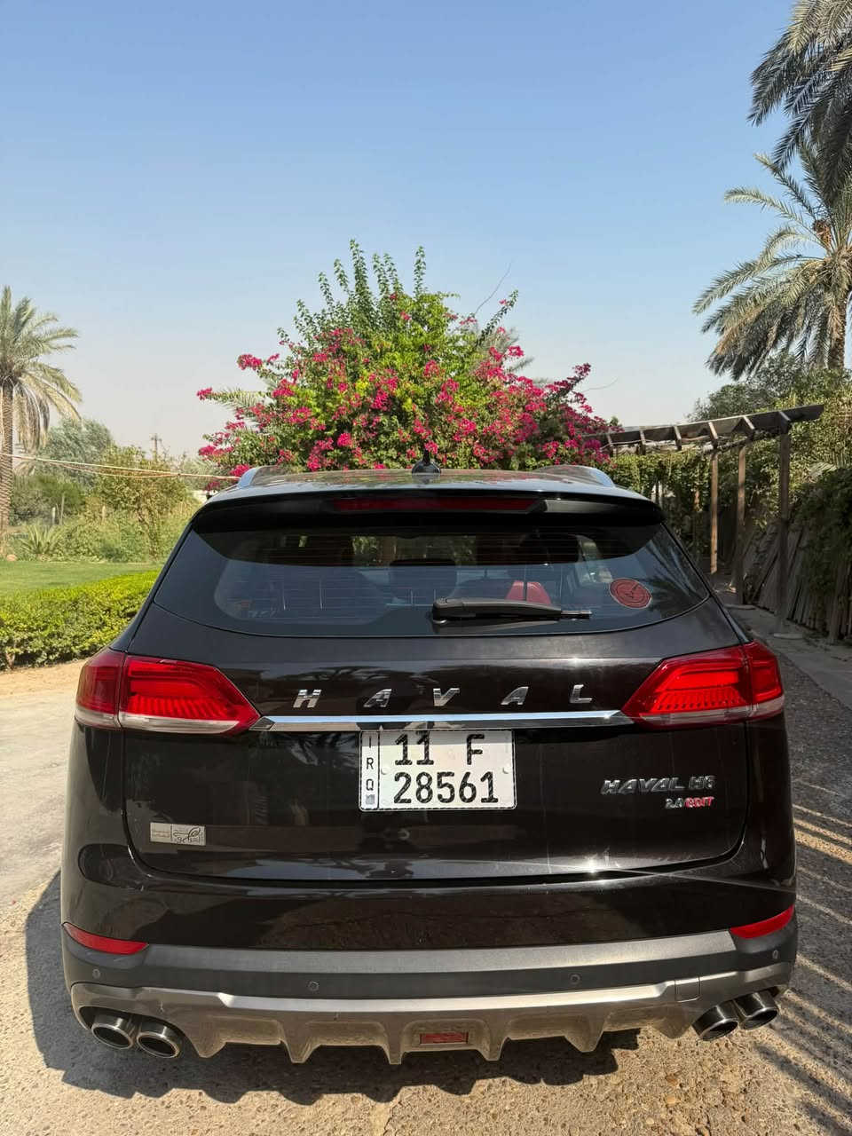 HAVAL H6

الموديل: 2021
نوع الوقود: بنزين

قوة المحرك: 200 kW
اللون الخارجي: أسود
اللون الداخلي :. أحمر 
عدد المقاعد: 5 مقاعد مريحة
 السرعة القصوى: 220 كم/ساعة

الإضافات والمميزات :.
سقف بانوراما .
 كراسي كهربائية بالكامل مع نظام تحكم مريح .
 أنظمة أمان وتثبيت متطورة .
 تبريد وتدفئة مقاعد + ستيرن .
اوتو هولد .
تحديد مسار .

السيارة ماشية 110 الف 
محرك 2.0
نوع المحرك :. GDI
السيارة بيها بارد بسيط على كد نص شبر ( بالدعامية الخلفية ) .
بيها شخوط بسيطة موضحة بالصورة .

السعر :. 13،700$ وبيها مجال 

للاستفسار :. ***********
