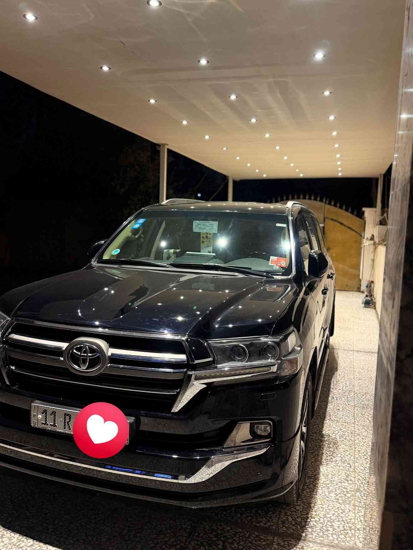 السلام عليكم
لاندكروز ٢٠١٩ بريم v8 مكينة ٤٦٠٠ لون اسود ملكي فول مواصفات ماشية ١١٦ حقيقي السيارة جديدة بدون اي نقص  بيها صبغ ب البنيد قليل اثر بلوكة واكعة ع البنيد الدعامية كفالة بدون دواخل بدون فتح البنيد بدون ضرر قياطين البنيد السيارة حلوة وجديدة رقم بغداد ب اسمي السعر ٣٩٨ وبيها مجال مكاني بغداد 
*********** هيثم
