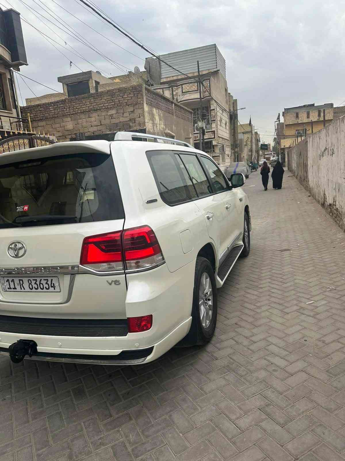 لاندكروز GXR • ٢٠١٦ • رقم بغداد