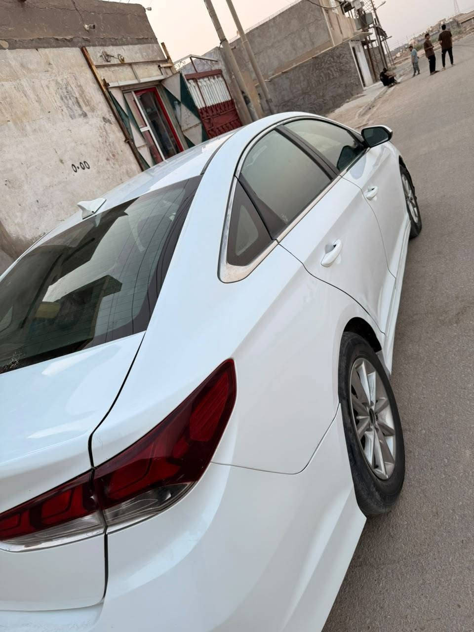 سلام عليكم
سوناتا وارد امريكي موديل 18
باسمي مكفوله من لعيب شرعي 
ومن صبغ العام بيها صبغ 3قطع فقط 
تخم تاير حداديه جديده تبريد ثلج 
دواخل جدد رقمها بصره 
فول مواصفات عده الفتحه 
مكانها البصره لقرنه 
سعرها 110 وبيها مجال 
ماكو 18 بهيج سعر جوه سوك 
***********
