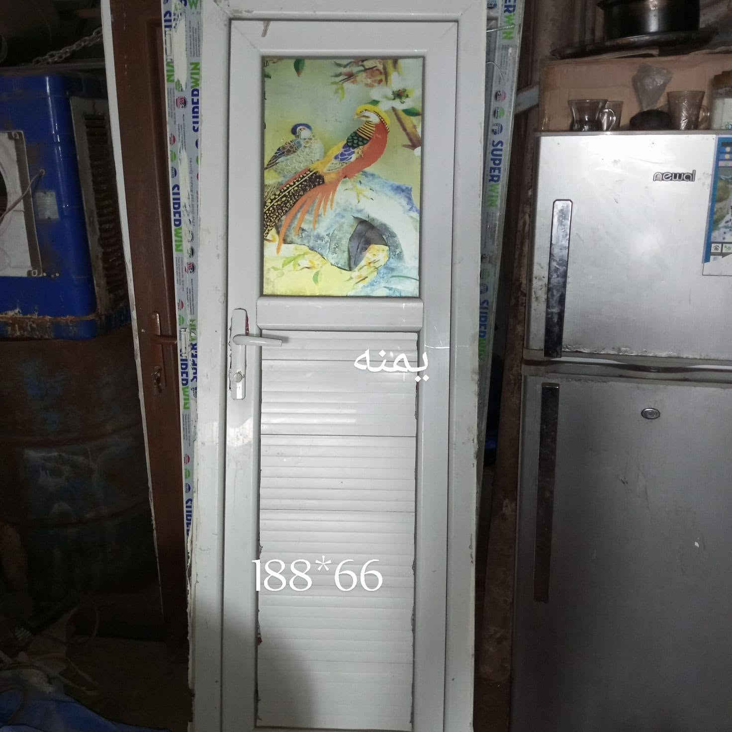 بيبان للبيع اخوو الجديد 
كلمن وسعره 
***********

نص مكتوب في الصور:
- يمنه دفع 94*187
- يمنه 188*66
- يمنه
- 215*94
- يمنه 219*74
- يسره 196*94 196*94