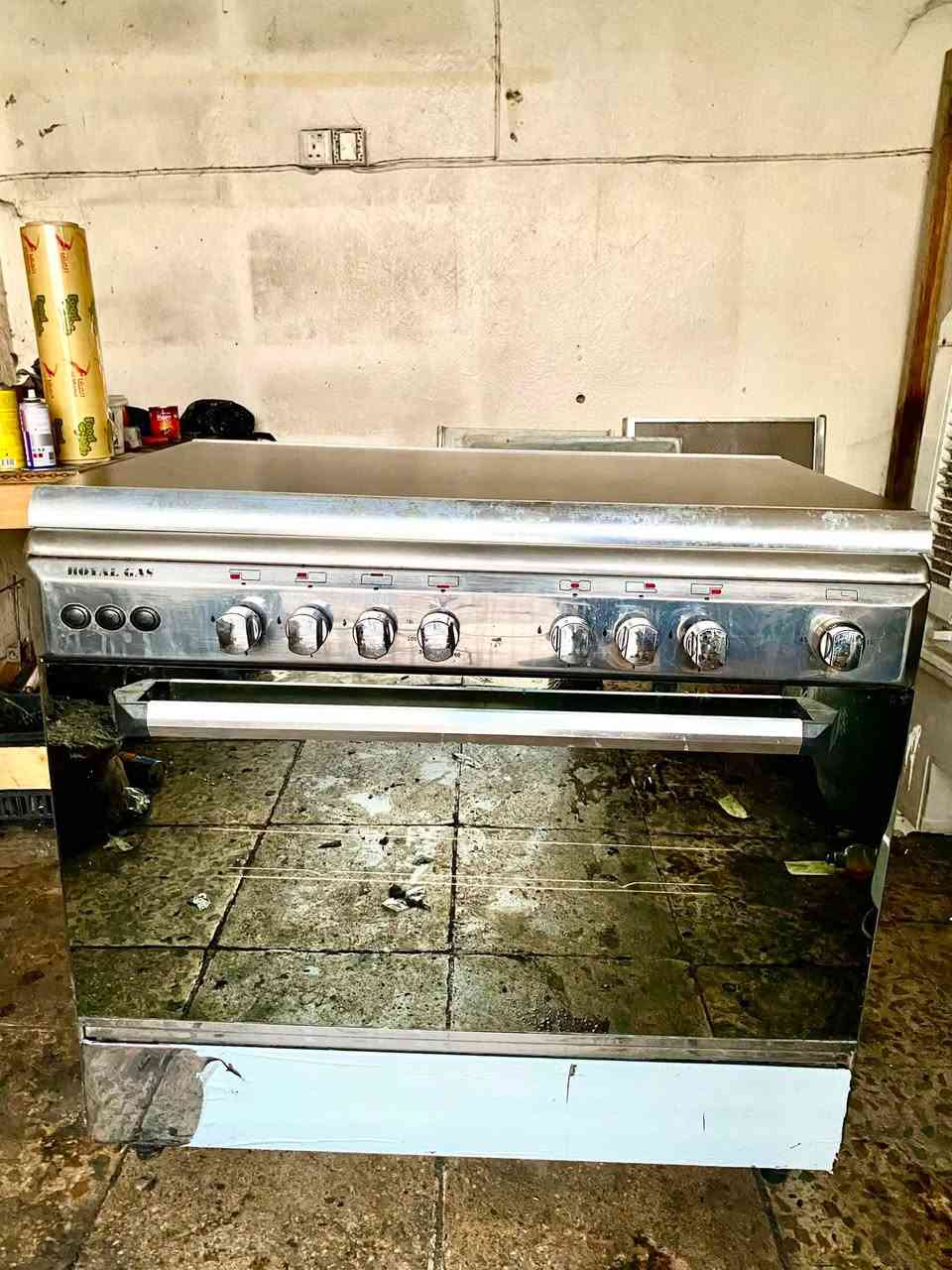 سلام عليكم
طباخ رويال مصري قياس 90
طباخ نضافته 99 بلميه طباخ كلشي ما مبدل بي كله غراض شركه طباخ الكهربيات كله شغاله الفران شغال الكلوب وشوايه وجداحه وطباخ ابد ما مصلح باقي تفاصيل خاص
#سعر الطباخ 230 
#يوجد خدمه توصيل 
#تواصل وتساب ***********
