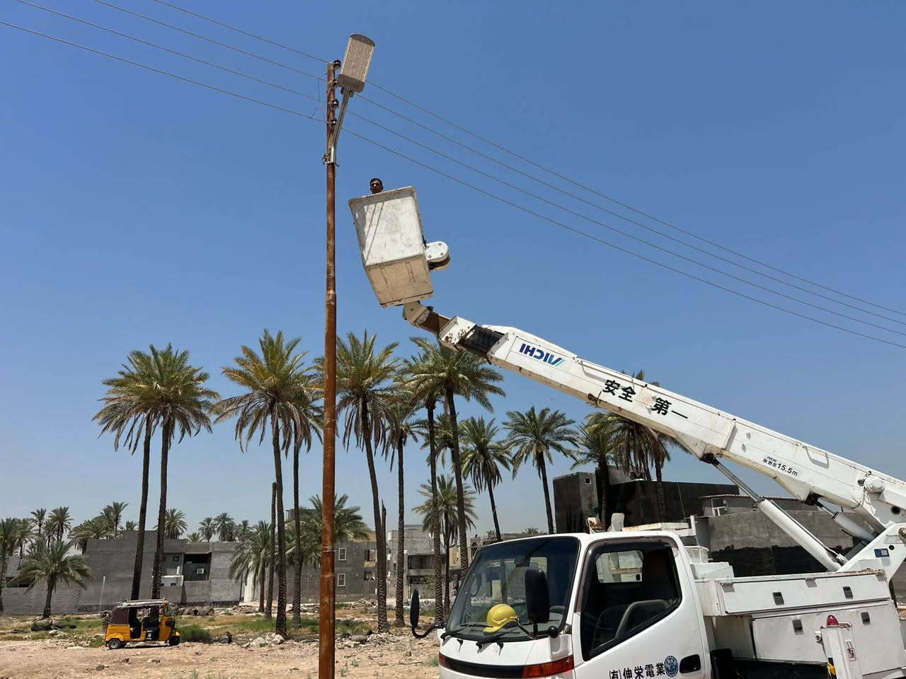 باسكت ١٩متر للبيع عنوان بغداد النهضه 
الاتصال ***********
