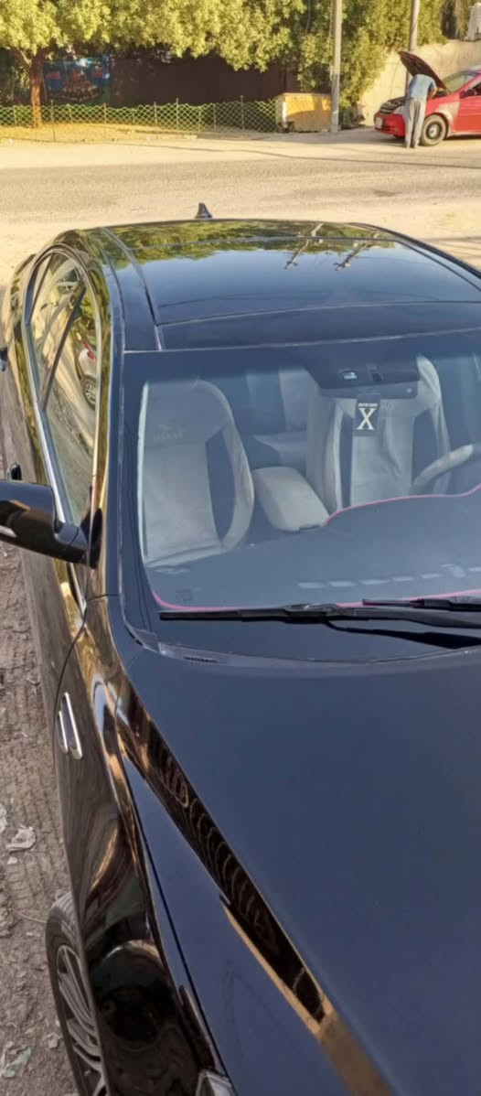 للبيع او مراوس كادنزه موديل ٢٠١٢ فول مواصفات خليجي تخم تاير وحداديه مكينه وكير خير من الله سياره مصبوغه عام سعر ٩٥ وبيها مجال مكان السياره بابل للاستفسار ***********
