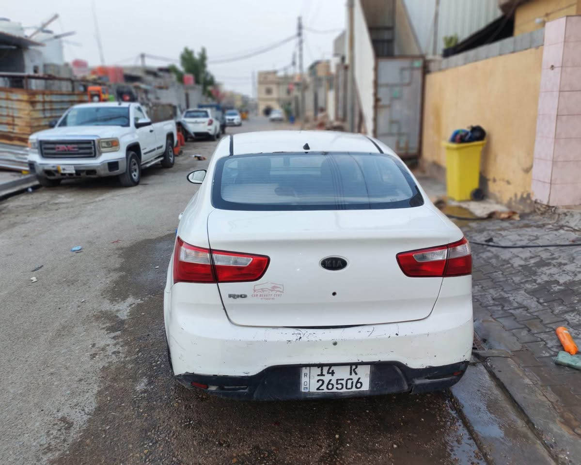 سلام وعليكم كيا ريو 2013وارد خليجي مكينه 1600 مكينه كير تبريد مكفول بيها باردات وجاملق الأمامي مبدل مكفوله من ضربه القويه والعيب شرعي سنويه ب اسمي تحويل ثاني يوم سعرها 70وبيها مجال *********** البصرة, العراق

