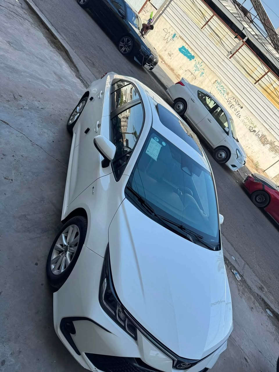 وعليكم السلام ورحمة الله 🔥
*للبيع Toyota Corolla Hybrid 2025 - زيرو*

*السعر161 وقابل للتفاوض البسيط

*تفاصيل السيارة:*
✅ الموديل: 2025
✅ العداد:1000 كم فقط - زيروو
✅ الحالة: بدون قطرة صبغ فقط بارد بل جنطه شبر فقط - كفالة عامة من كلشي
✅ النوع: هايبرد

*المواصفات:*
💥 فتحة سقف
💥 كشنات جلد لون أسود
💥 درايف مود 3 وضعيات
💥 فول تحكمات ستيرن
💥 تبريد قطعتين + تبريد شاشة
💥 رادار توقف ذاتي
💥 بصمة أبواب + كاربلي
💥 عداد ديجتال

*للاستفسار*: ***********

---
