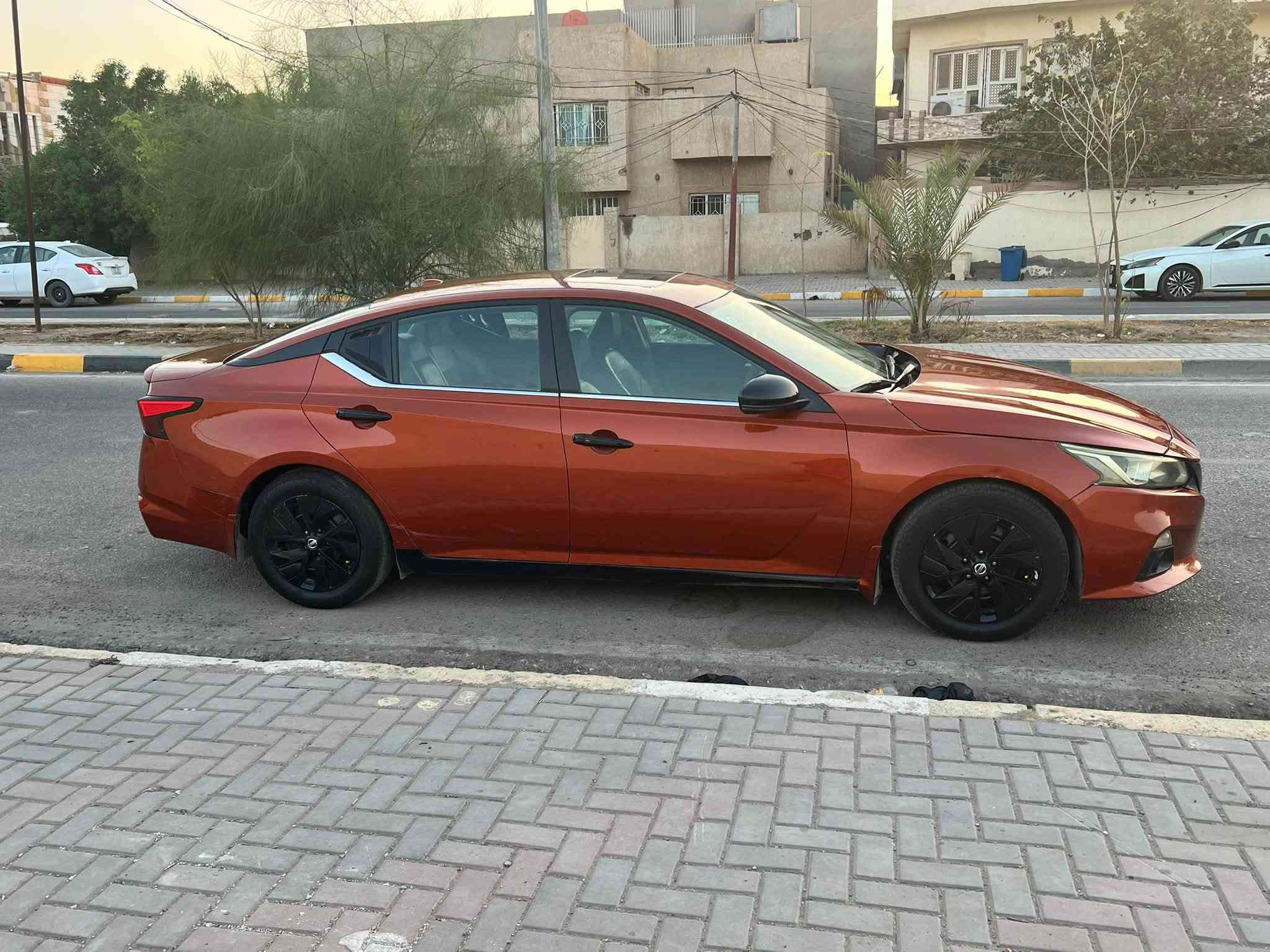 نيسان التيما 2019 رقم بغداد فول مواصفات SR PLUS ماشيه 88 ميل سياره بدون حادث فقط سطحي بدون بدواخل مكان السياره 
ديالى_بعقوبه 
***********
السعر 122 وبي مجال قليل
