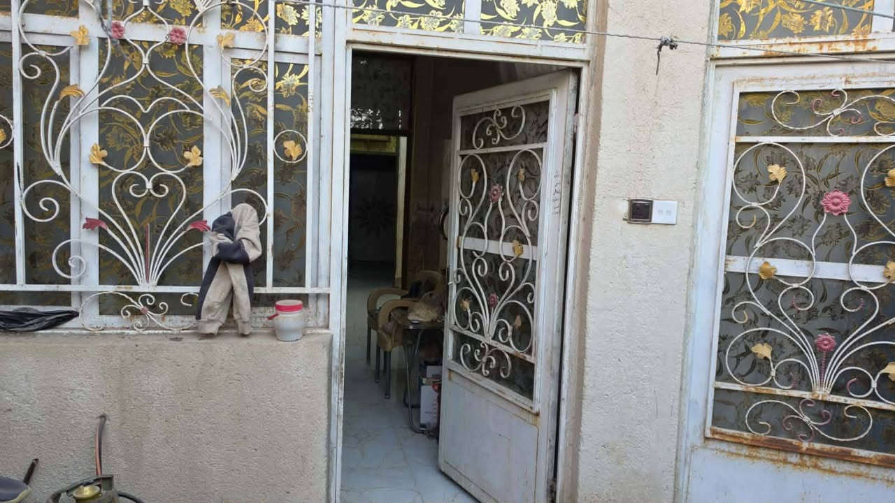 بيت للبيع المساحه 115 متر
غرفه صاله ستقبال مطبخ صحيات داخليه خارجيه 

الموقع طويريج شارع اربعين 

السعر 50 مع المجال 

الاستفسار اكثر مراجعت مكتب ابو ميار للعقار في حي الجمعيه قرب صالون الحنين

***********

***********
