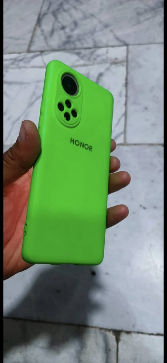 السلام عليكم
🟢جهاز   HONOR 50

🟢ذاكره 256 العشوأيه 8

🟢يدعم ال 120 Hz

🟢الجهاز نضيف ما بي اي شخط بلضهر لون الضهر فضي لامع

🔴الجهاز بي فطر بلكلاسه تتبدل ب 20 الف يم الوان

🟢ما اكو اي خلل عدا هاذ الفطر ارجو الفحص يم اي مكان قبل الشراء

🟢ملحقاته شاحنه وكيبل فقط

⚫سعر الجهاز 180 الف بي مجال بسيط

🌍مكان الجهاز كربلاء التحدي قرب بانزين خانه السلطاني

للاستفسار اكثر ***********

نص مكتوب في الصور:
- حول الهاتف اسم الجهاز HONOR 50 الموديل NTH-NX9 رقم الإصدار 7.1.0.346(C185E1R3P2) GPU Turbo إصدار MagicOS 7.1 إصدار الأندرويد 13 IMEI 861997052993024 861997053015405 المعالج المركزي Qualcomm Snapdragon 778G ذاكرة الوصول العشوائي ٨,٠ ج.ب + ٢,٠ ج.ب HONOR RAM) (Turbo وحدة التخزين الداخلية المساحة الفارغة ٢٠٧,٥٤ ج.ب الإجمالي ٢٥٦ ج.ب دقة الشاشة ١٠٨٠ x ٢٣٤٠