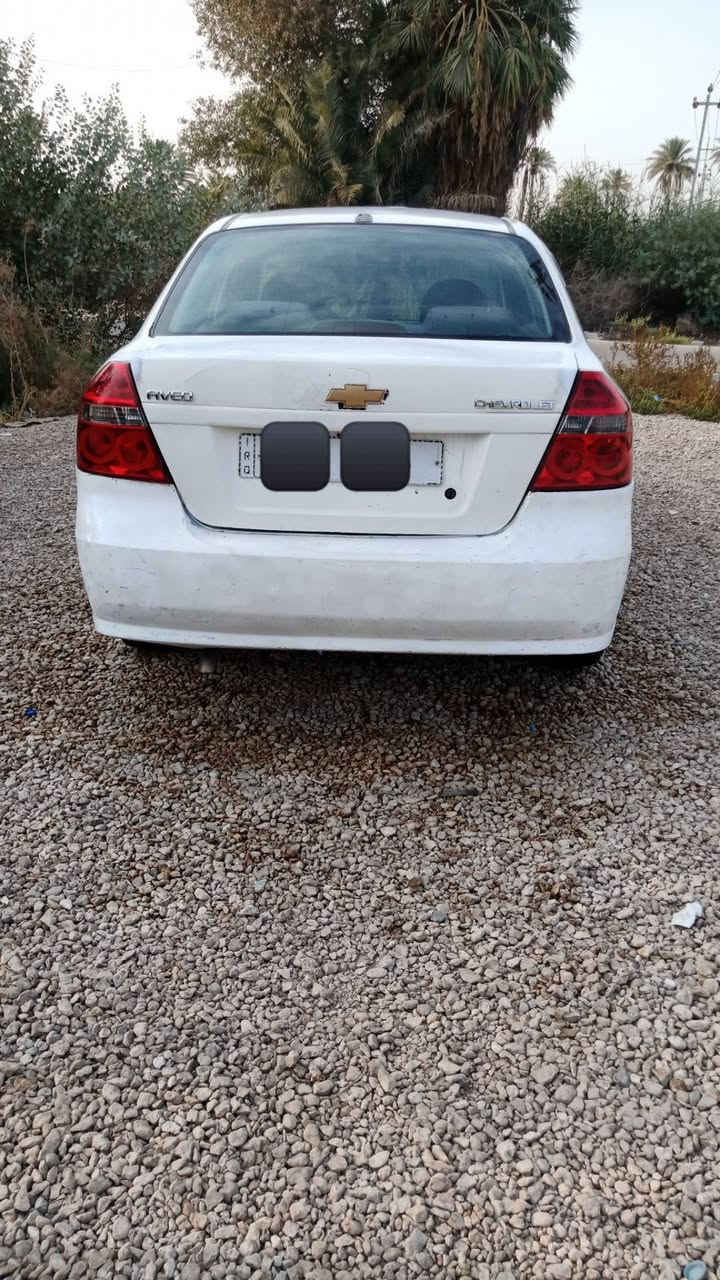 سلام عليكم للبيع افيو موديل 2008 كير عادي محرك مسكر بيه خيط بخار حدادية جديده تخم تاير تبريد عوزه راديتر كهربائيات شغاله رقم ذيقار انكليزي سنويه ل31 بيها ضربه جاملغ خلفي جهة السايق وبيها دحجات بسيطه السعر 35 مكان السياره محافضة الديوانية قضاء المهناويه للاستفسار ***********
