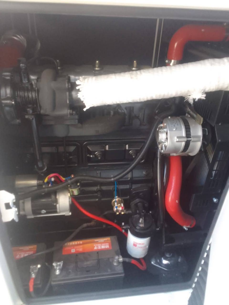 مولد⚡ قدرة 62,5KVA كاتم 🇯🇵(السعر 🔥)
#تفاصيل المولد 
1 حجم المحرك 4 بستم 
2 رأس التوليد ستام فورد نحاس 100/100
3 مع جهاز ATS تشغيل واطفاء ذاتي 
4 سوبر جارج 
5 مع شاحن بطارية 🔋
6 تبريد ماء راديتر 4 سراوات حجم كبير 
7 شاشة نضام حماية متكامل 
8 #ضمان 1 سنة أو 1000 ساعة عمل 
المحرك + رأس التوليد / ضمان استبدال وليس صيانة 

#هداية الشركة🎁 
نقل + خزان خارجي 500 لتر / داخل بغداد 🚚
نقل جميع المحافضات ( نصف السعر ) الباقي علينة 👉

#تجهيز فوري 🕛

#للأستفسار والحجز 
*********** واتساب 📞
*********** واتساب 

#العنوان الكرادة ساحة 52 مقابل مسبح الأرثو ذوكس 

الأحجام المتوفرة 
25 kva⚡
30 kva⚡
37 kva⚡
62 kva⚡
80 kva⚡
100 kva⚡
125 kva⚡
187 kva⚡
250 kva⚡
375 kva⚡
500 kva⚡
625 kva⚡
 تتوفر جميع أنواع المولدات
1 بيركنز انكليزي 

2 كمنز أمريكي 

3 ريكاردو 

4 وي فإن
