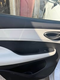للبيع فقط سيل5  2025  رقم بغداد   ماشية  2000 Km بحالة الزيروووو   سيا...