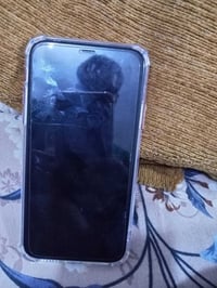 ايفون 11 128 • نظيف • مدينه الصدر