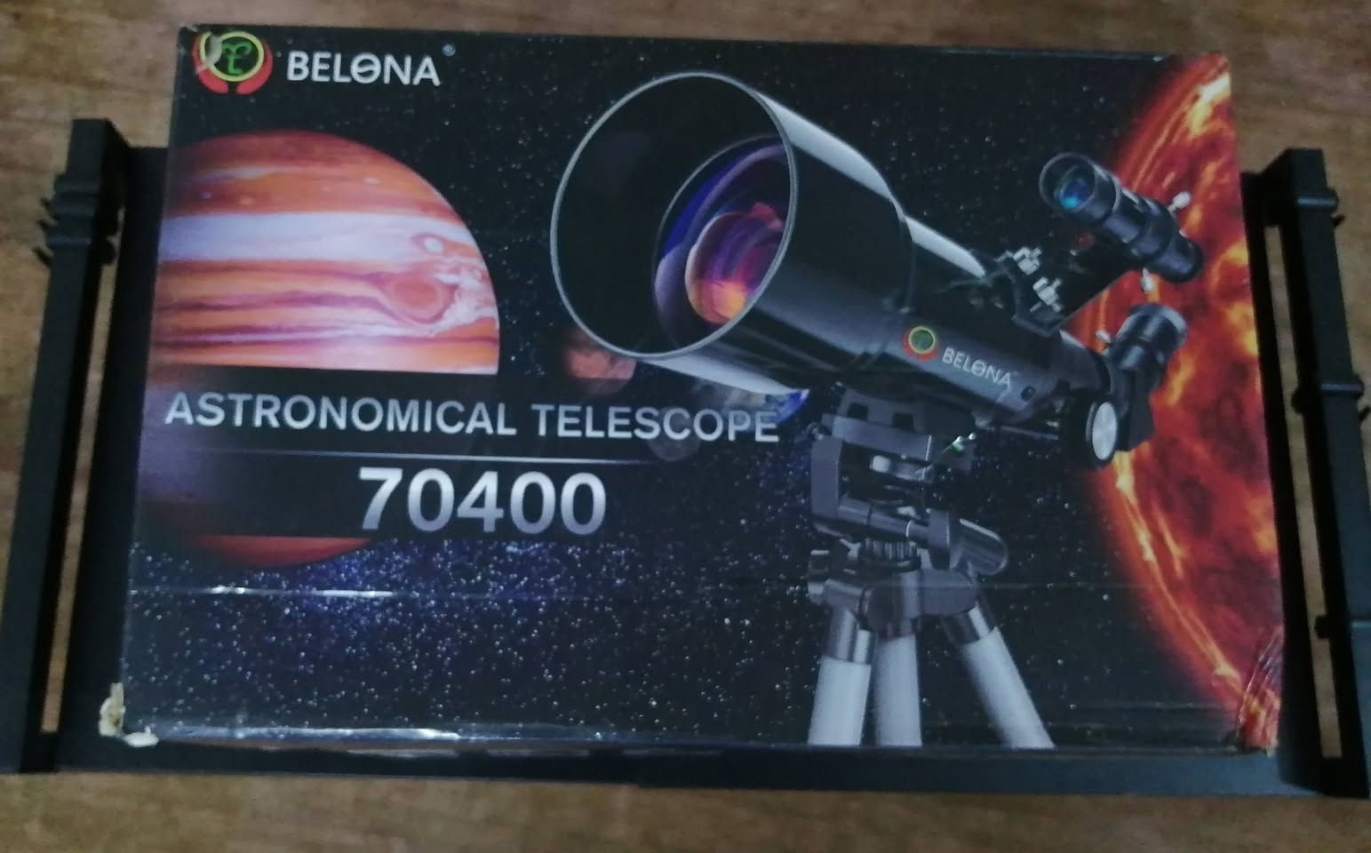 اللهم صل على محمد وال محمد 
🔭 تلسكوب BELONA 70400 الفلكي الأصلي
تلسكوب احترافي للمبتدئين لمراقبة القمر والنجوم والكواكب، ومناسب أيضاً للمراقبة الأرضية والطيور.
🔹 عدسة 70mm
🔹 بعد بؤري 400mm
🔹 تكبيرات متعددة
🔹 مع الحامل الثلاثي والملحقات
🔹 الحالة: جديدة/نظيفة 
🔹 العلبة الأصلية كما موضحه بالصوره 
كامل مابي أي نقص باقي التفاصيل خاص 
للاستفسار خاص او الاتصال على الرقم 
*********** 
💰 السعر: خاص
