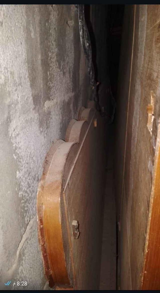 كنتور 6 ابواب ملحق شغل ثگيل احطاطة الخارج والداخل صاج السعر 190 اللعنوان بغداد التاجيات 
*********** بي واتساب بغداد, العراق

نص مكتوب في الصور:
- itel P40 4G
- 8:28 م
- el P40 4G