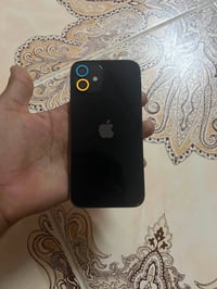 آيفون ١٢ • بطاريه ٨١٪ • خدش زاوية