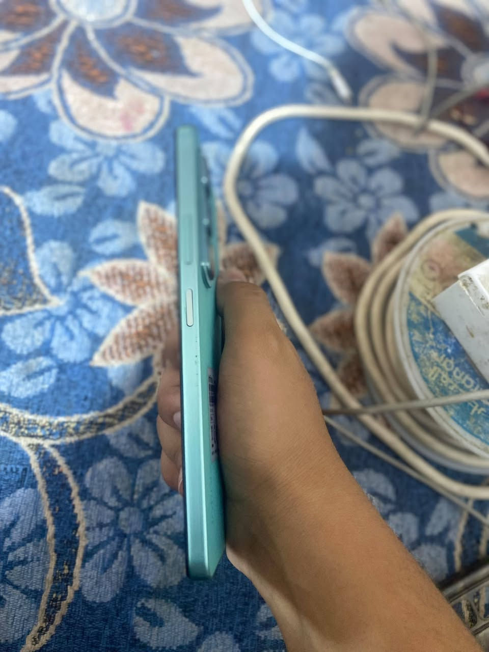 للبيع او مراوس ب اقوه وانطي فرق حسب لجهاز
انفنكس هوت 50 لعادي 
ذاكره 256 رام 6+6 
جهاز مناقص شيء 
ممفتوح ولا مبدل اي قطعه 
دبل شريحه 
مكاني نجف التواصل وتساب ***********

نص مكتوب في الصور:
- هاتفي XOS V14.5.0 اسم الجهاز Infinix HOT 50 التخزين ١٤٣.غ.ب / ٢٥٦.غ.ب الطراز Infinix X6882 وحدة المعالجة المركزية Helio G100 RAM 6.00 GB+6.00 GB الكاميرا الخلفية 50M الكاميرا الأمامية 8M البطارية 5000mAh الشاشة 1080X2460