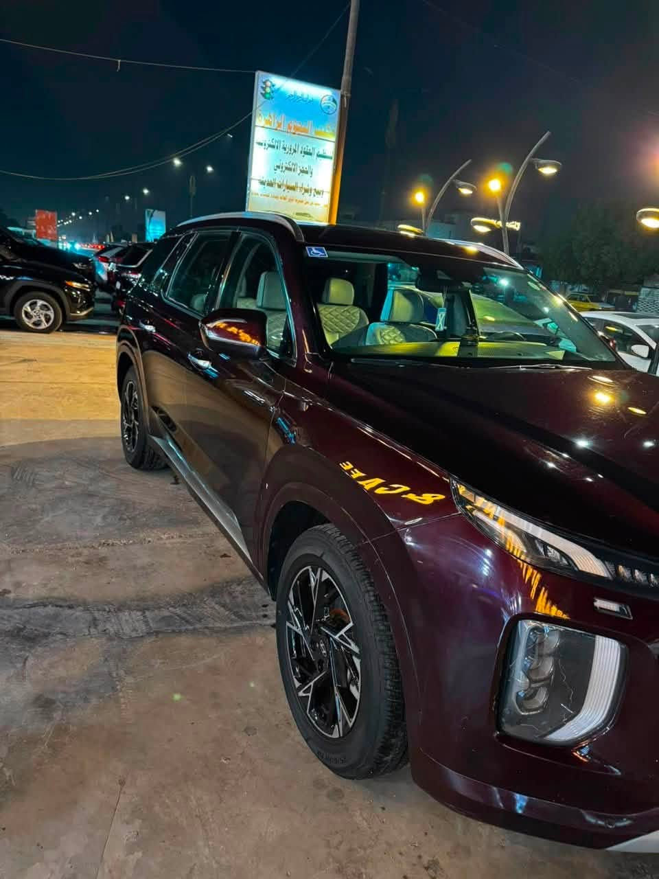 هونداي  بالسايد 2021 كالكرافي فوول 1/1
رقم اربيل  المحرك : 3.8L V6
السياره   حادث جاملغ اليمنه 
المكينه بدلت بيها السستم اصلي مال شركه فقط
المواصفات 
فتحتين سقف 
بصمة تشغيل + بصمة ابواب + تشغيل عن بعد
رادارات اماميه + خلفيه + جانبيه 
حساسات اماميه + خلفيه
5 كامرات 360 درجه 
كشنات اماميه خزن ميموري 
كشنات اماميه خلفيه تدفئه + تبريد 
كشنات جلد +
كشنات جميعها كهرباء+الصف الثالث صعود ونزول كهربائي
كشنات vip منفصل 
دشبول اضاءة محيطيه متعددة الالوان 
بردات جانبيه 
تبريد مركزي + منفصل التحكم 
تحكم ستيرن + شفتات ستيرن + تدفئه ستيرن 
دشبول ديجتل
مري هيتر + تعتيم 
ويل كب 18 جديد وتخم تاير جديد 
صندوق كهرباء شفط 
4وضعيات قياده 
اوتو هولد + نقطه عمياء + اوتو بريك 
سايد بريك بصمه + مثبت سرعه + تحديد مسار 
شحن لاسلكي + شاشة كبير + carplay 
وبعد بيها هواي مواصفات 
سياره جديده 
السعر مناسب جداً220$ وبيها مجال
***********
