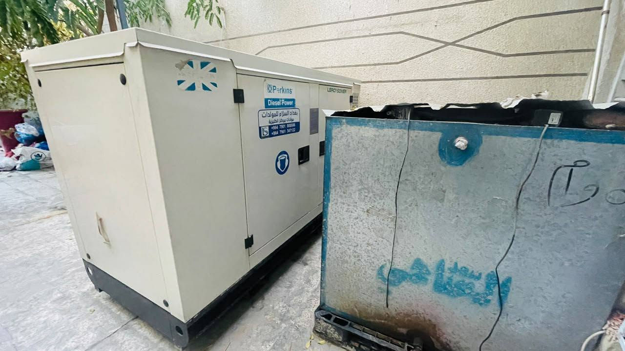 مولدة بركينكز ٣٠ kw بريطاني محرك + غرفة سايلنت بريطاني اصلي 
ساعات تشغيل ٥٤٠ ساعة فقط شهرين استخدام 
اويا كيبل ٢٠ متر + برد اتو سعر ٦٠٠ دولار + تانكي كاز 
دهن جديد و فلتر دهن جديد
سعر ٤٧  ورقه
***********
