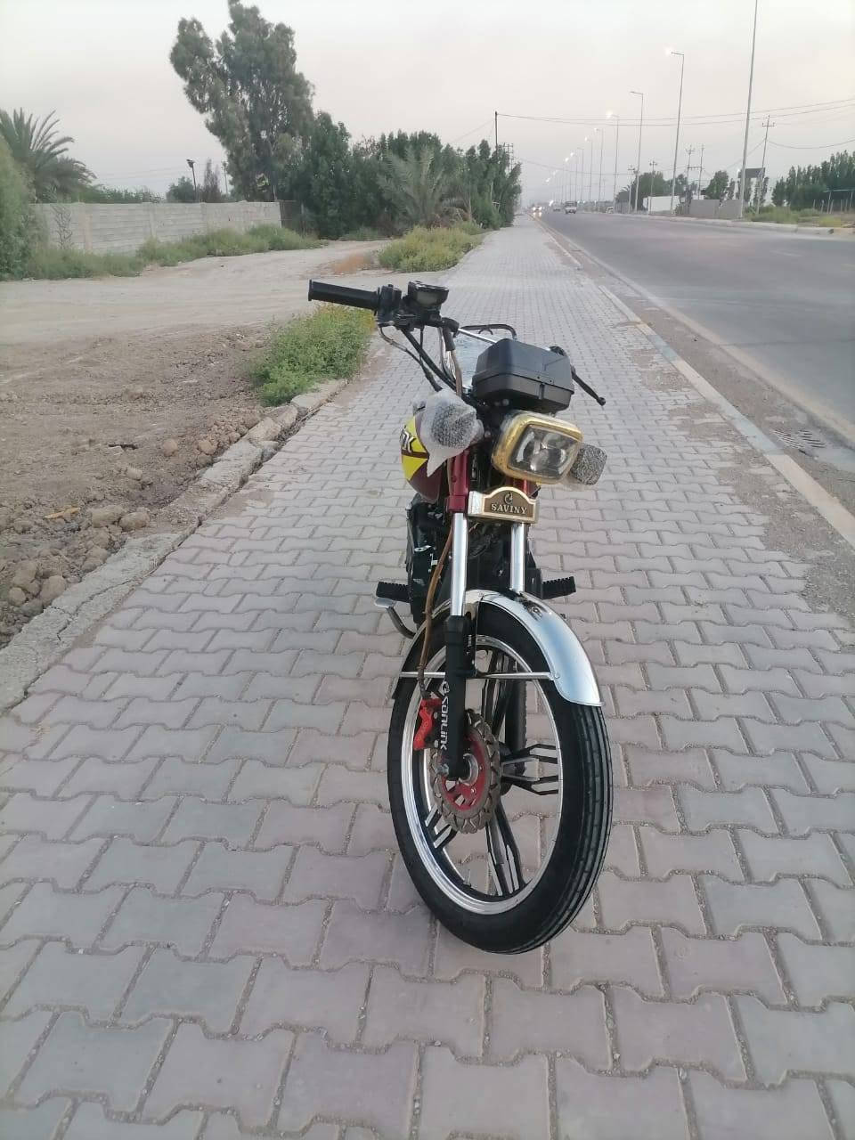 سلام عليكم دراجه لل بيع وراق موديل 2024سعر 600وبيها مجال***********
