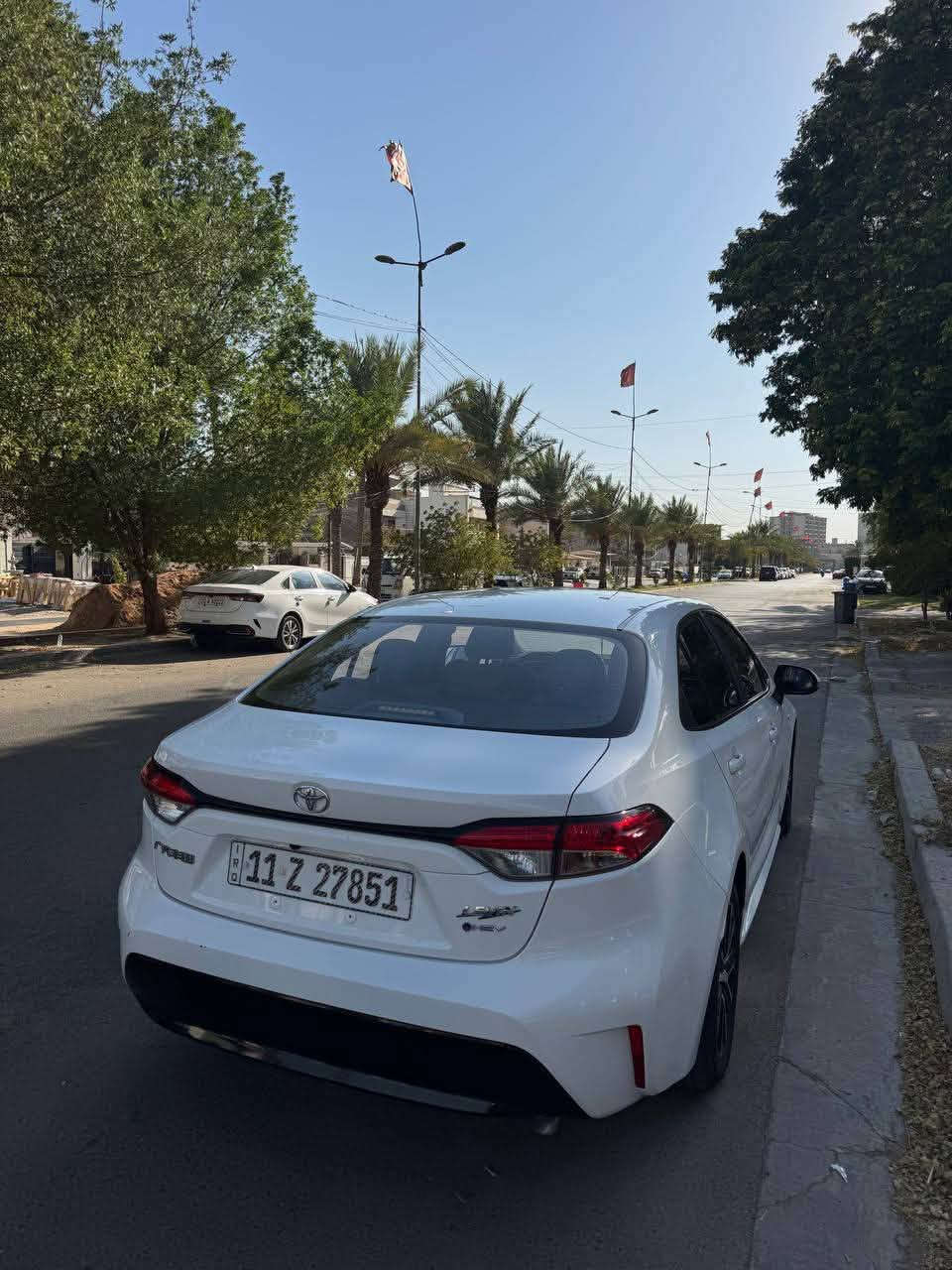 السلام عليكم 
تويوتا كورلا هايبرد🚗
الشكل الامريكي 🇺🇸
الموديل : 2024
اللون : ابيض 
ماشيه : 27500 كيلو 

المواصفات 🚗
كشنات جلد 
مقعد السائق كهربائي
اوتو هولد
فتحه سقف
جام اوتو
رادار
مثبت سرعة
تحديد مسار 
‏LED نهاري
اشارة بالمرايا الجانبية
كامرة خلفية
تحكم ستيرن
دخول ذكي
3 وضعيات قيادة
تبريد قطعتين
حساسات ضغط الاطارات
‏Apple carplay

السعر :23،500،000000 مليون 🇮🇶

📍الموقع : بغداد السيدية
📱***********
