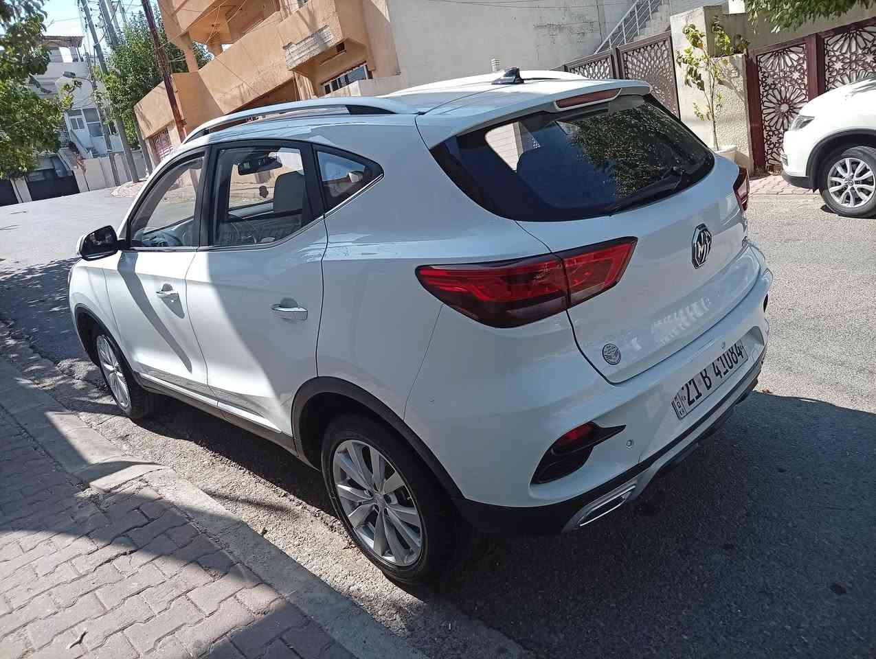 mg zs  کومفۆرد شاشە ئایپاد بەسمە سوکان ڤۆڵیۆم کامیرا 2023 سەیارەکە بەس ماشەڵای ئەویت مەکینە کارەبای گێڕ هەمو گیانی بەشەرت 68 هەزار ڕۆشتوە سونەریم داناوە بی بۆیاخ $ 120 مەجالیکی کەم ***********
