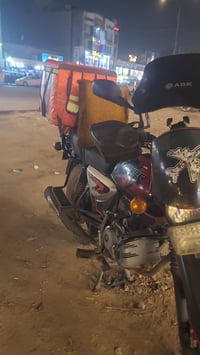 دراجه بوكسر موديل 23 دراجه نضيفه وخلوه مكينه كير خير من الله شلعه معدل...