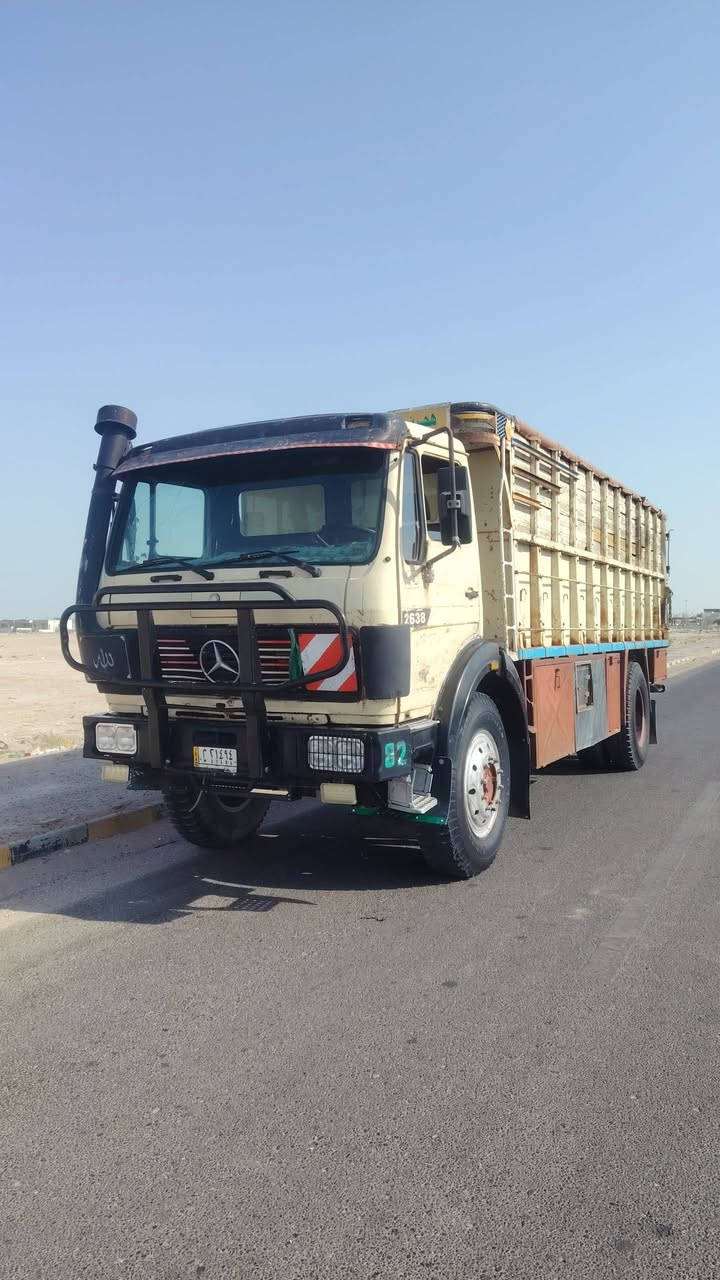 البي البيع موديل 75 كير 25 جديد مكينه 8 جديده لا صرف ولا بخار عل شرط قماره 82 بلاديه بدون صبغ شاصي مكفول كفاله عامه حته من الصبغ سياره عل وضع الشركه رقم بغداد ألماني شرط التحويل مكاني نجف الشراي يتصل على رقم ***********

